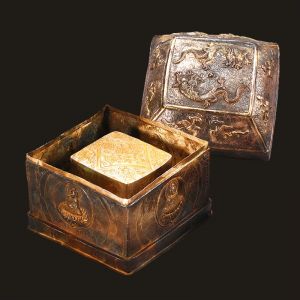 北宋 · 长干寺鎏金银函（南京市博物馆）