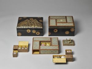 台北故宫博物院：方寸间的鼻烟壶与清宫微型艺术