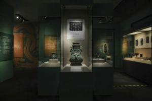 中国国家博物馆：见证最早的“中国”——何尊等宝鸡出土青铜重器在国博展出