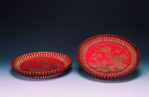 清代 · 长春菊盘（辽宁省博物馆）