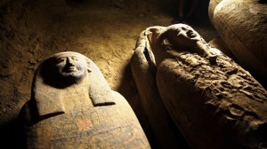 埃及：出土多具2500年前的木棺
