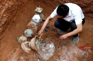 河南洛阳发掘一处西汉家族墓 墓主身份成谜