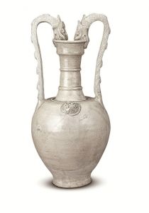 唐代 · 白瓷双龙柄壶（陕西历史博物馆）